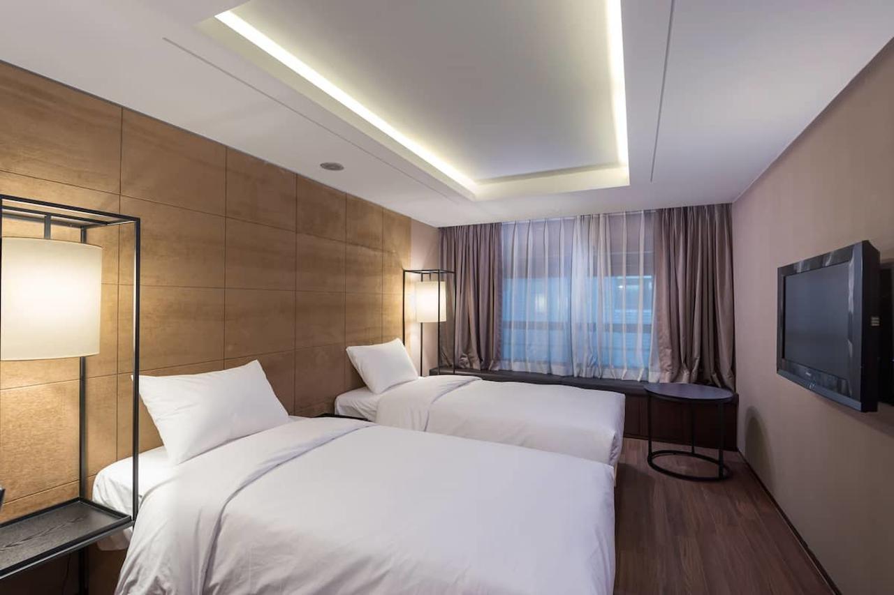 Hotel The Designers Yeouido Seoul Exterior photo