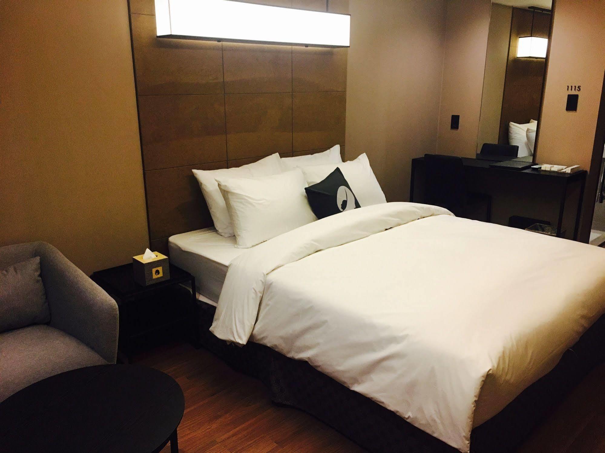 Hotel The Designers Yeouido Seoul Exterior photo