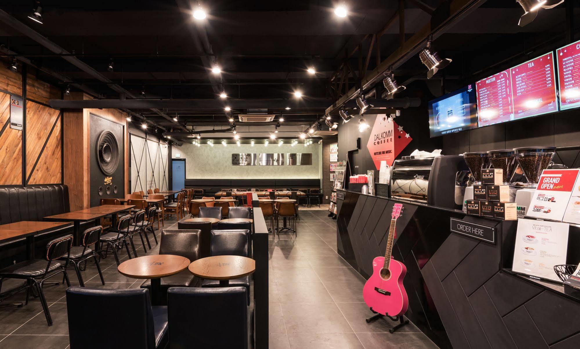 Hotel The Designers Yeouido Seoul Exterior photo